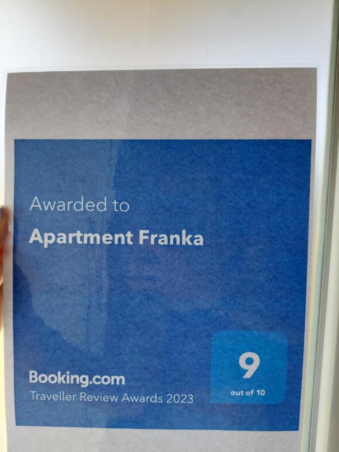 Apartment Franka Novalja Kültér fotó