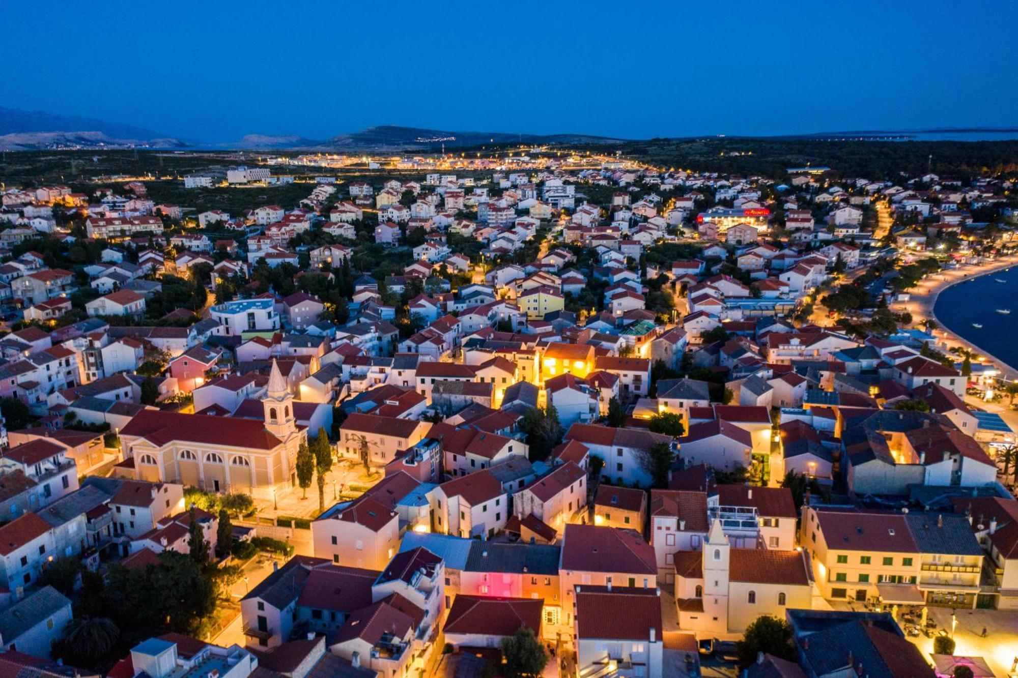 Apartment Franka Novalja Kültér fotó